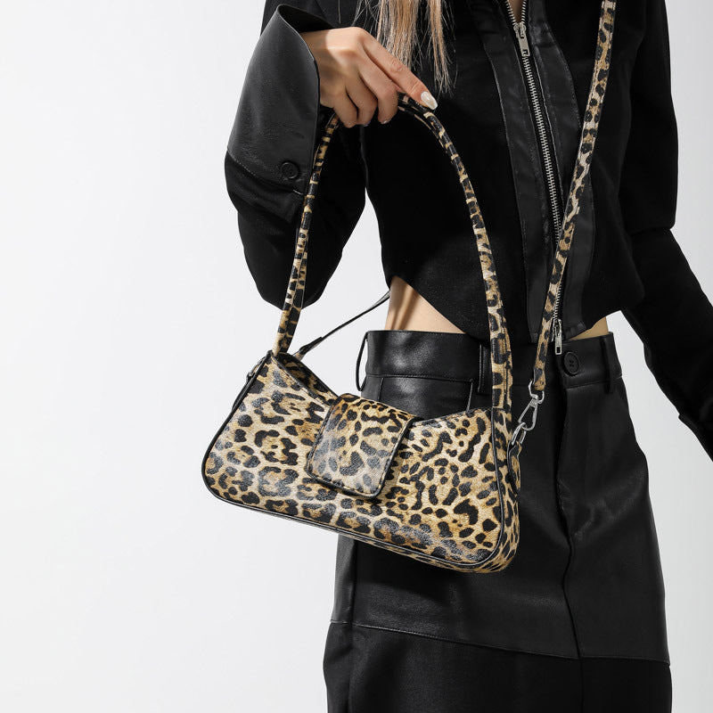 NOREA | Retro Leopard Handbag